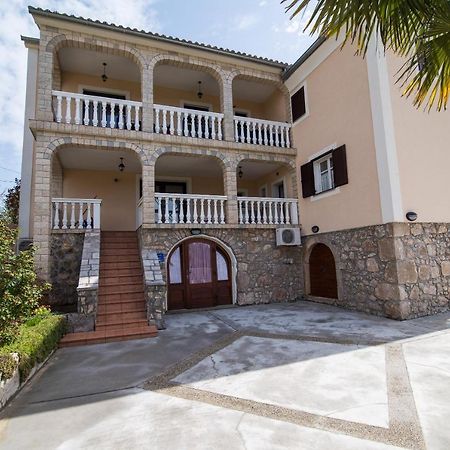 Apartment Samanic Malinska Ngoại thất bức ảnh