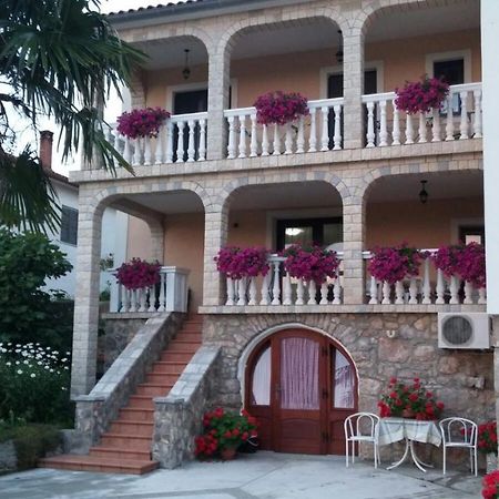 Apartment Samanic Malinska Ngoại thất bức ảnh