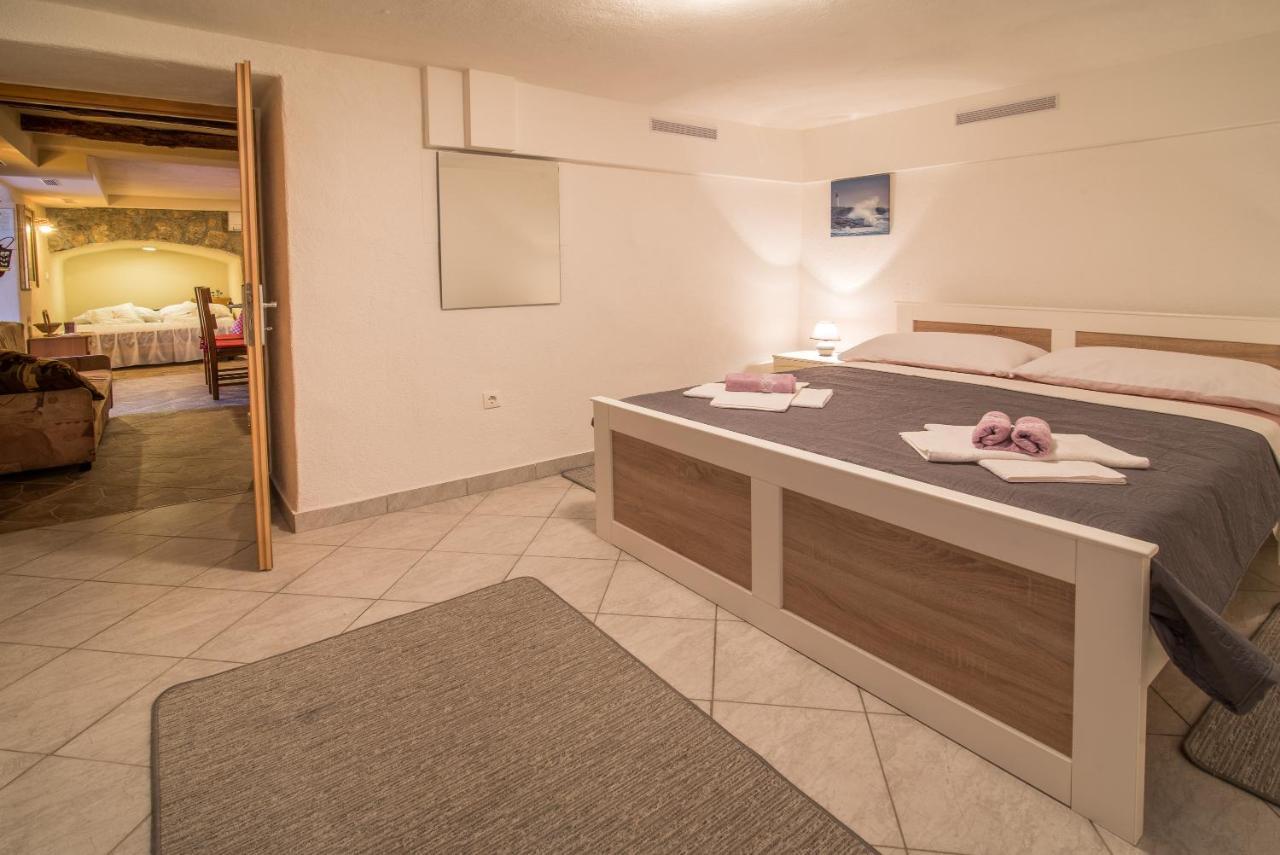 Apartment Samanic Malinska Ngoại thất bức ảnh